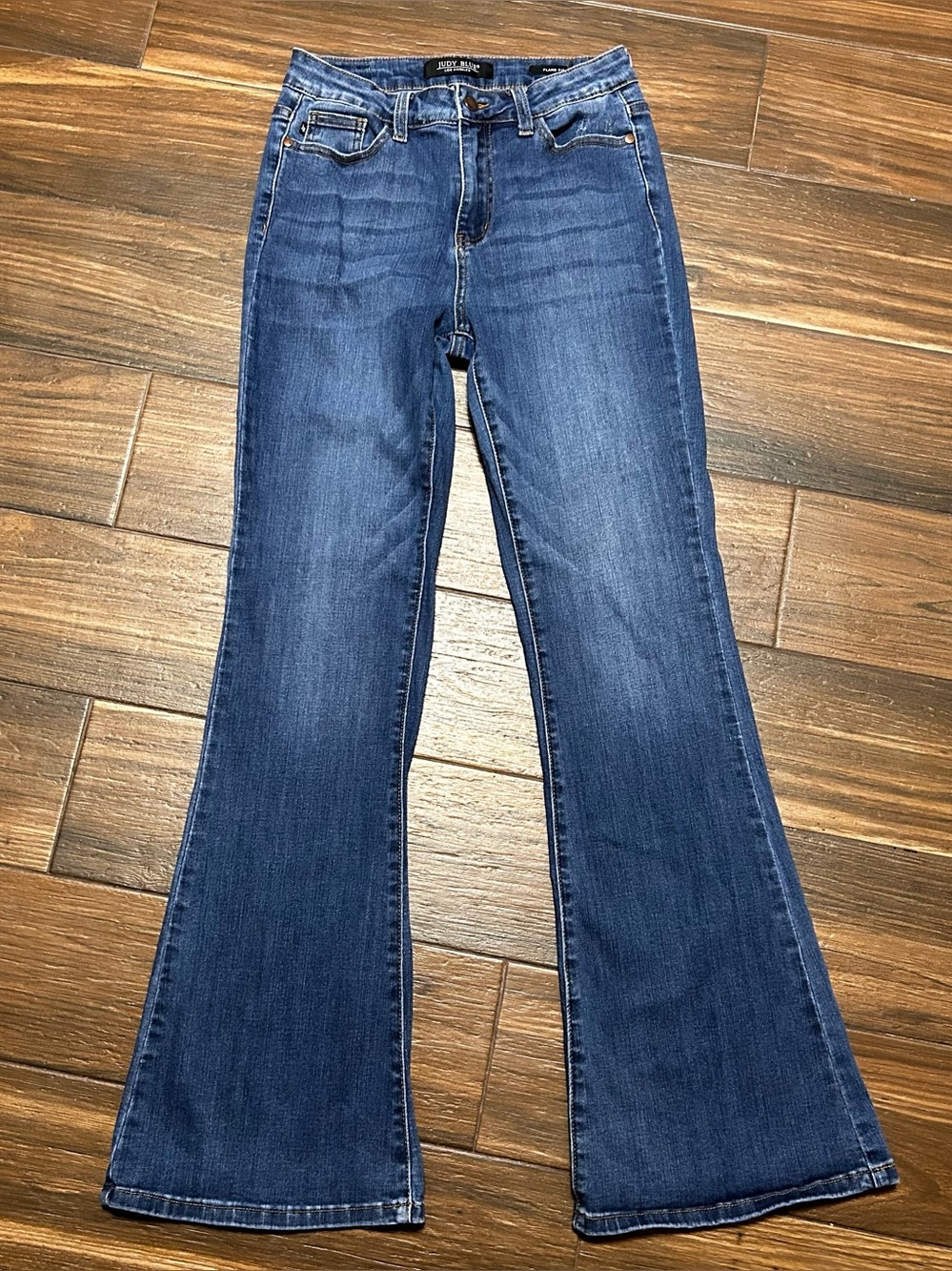 Judy Blue Women’s Flare Fit Jeans 5 27 Medium Dark Wash